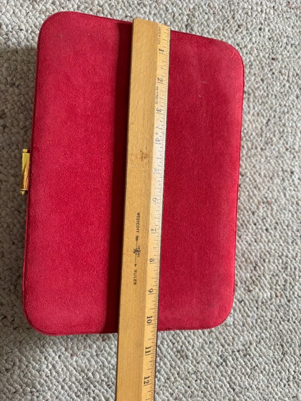 Red Suedelike Covered Jewelry Box 10